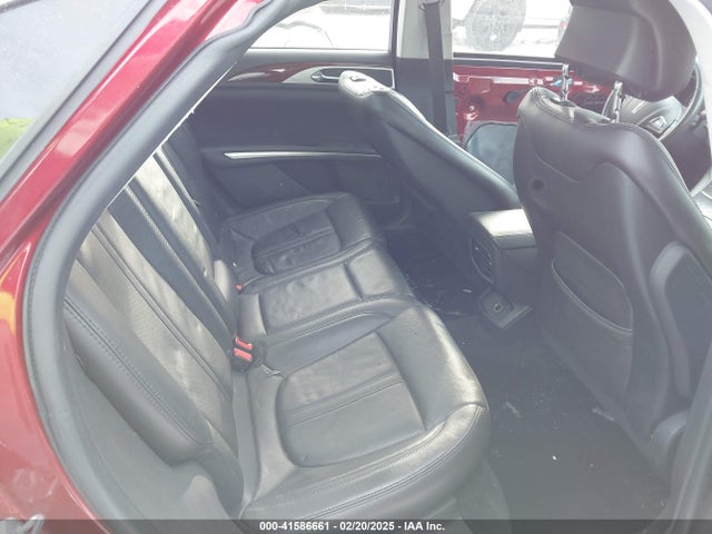 3LN6L2J92ER826281 Lincoln 2014