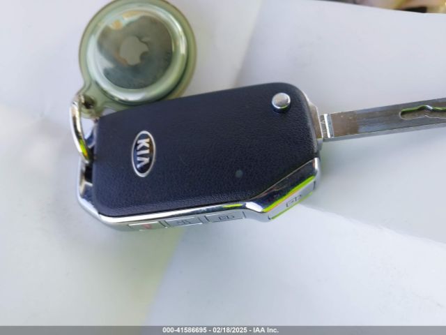 3KPF34AD6KE118056 KIA FORTE S