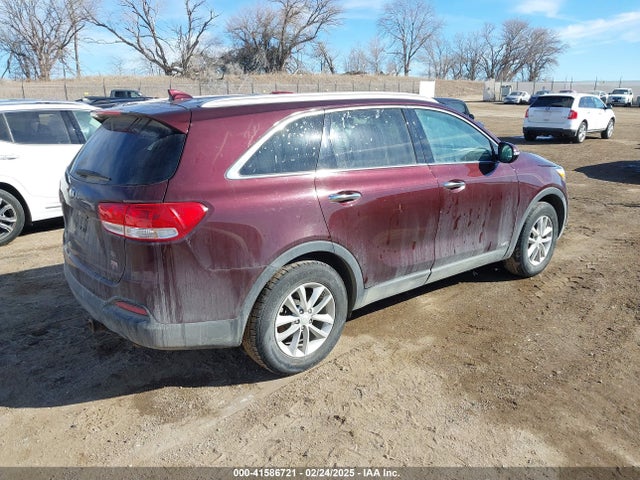 5XYPGDA35HG331690 KIA Sorento 2.4l Lx