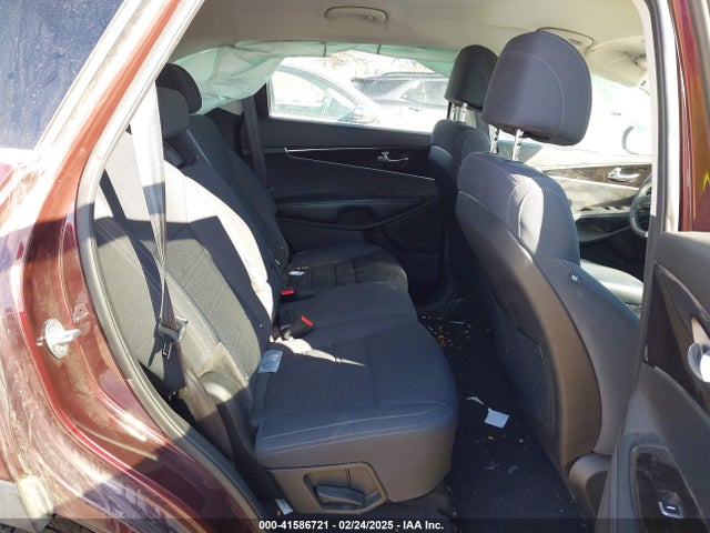 5XYPGDA35HG331690 KIA Sorento 2.4l Lx