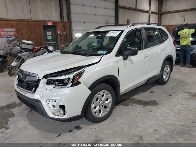 2021 SUBARU FORESTER JF2SKADCXMH480635 Photo 1