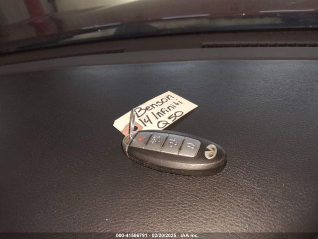 JN1BV7AR0EM692635 Infiniti Q50 Premium