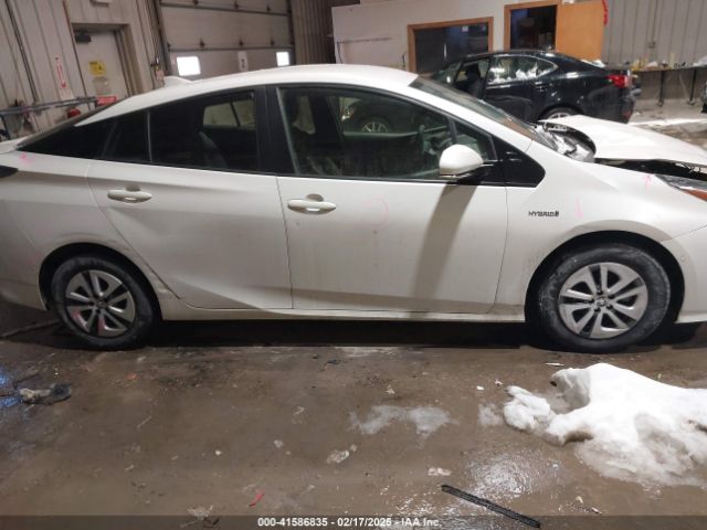 JTDKBRFU9J3072879 Toyota Prius Two