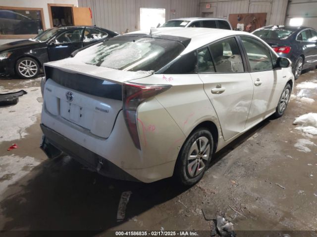JTDKBRFU9J3072879 Toyota Prius Two