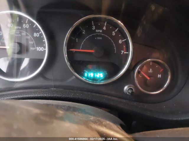 1C4HJWDG7EL190072 Jeep Wrangler Unlimited Sport