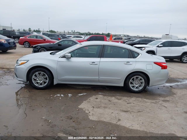 Nissan Altima 2.5 S 2017 1N4AL3AP6HN309307 Image 14