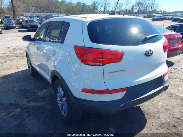 KIA Sportage Lx 2016 KNDPB3AC3G7880972 Image 3