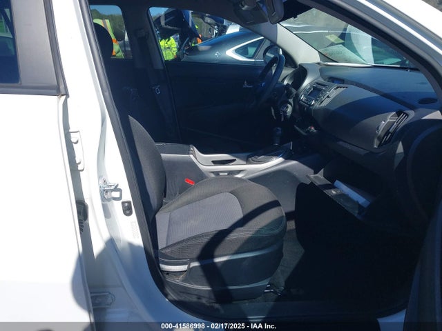 KIA Sportage Lx 2016 KNDPB3AC3G7880972 Image 5