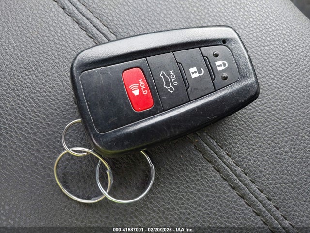 2T3S1RFV2NW318444 Toyota Rav4 Trd Off Road