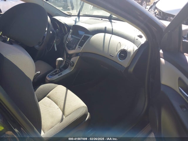 1G1PC5SH7G7118806 Chevrolet Cruze Limited Ls Auto