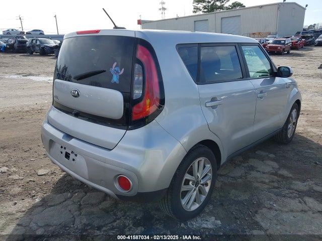 KIA SOUL + 2017 KNDJP3A53H7497818 Image 4