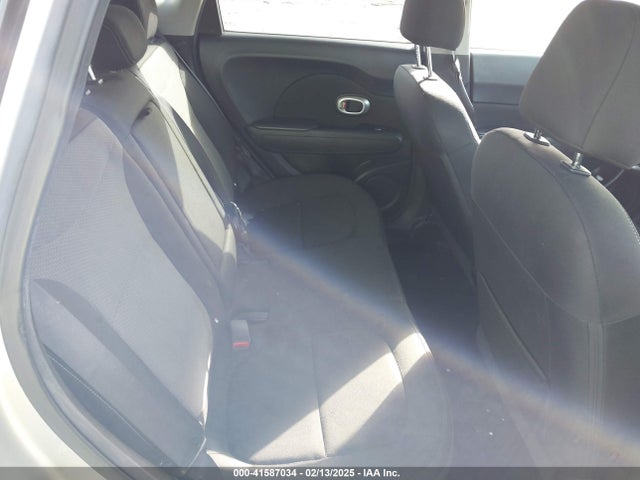 KIA SOUL + 2017 KNDJP3A53H7497818 Image 8