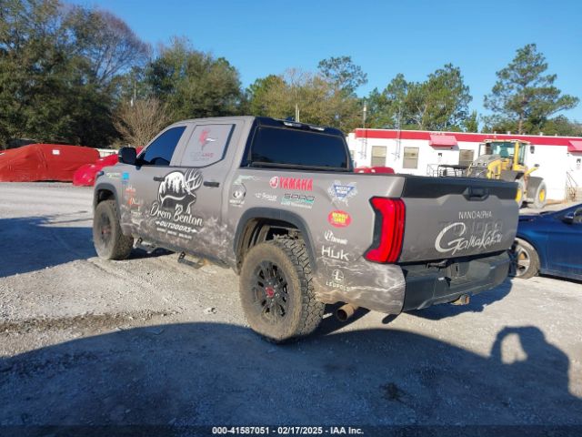5TFLA5DB0NX032528 Toyota Tundra Sr5