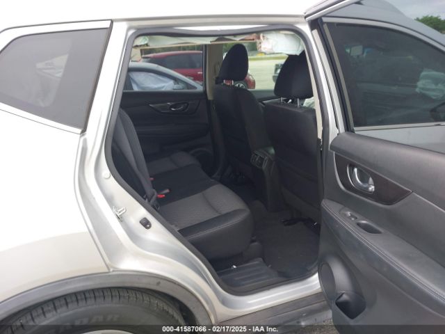 JN8AT2MTXLW006003 Nissan Rogue S Fwd