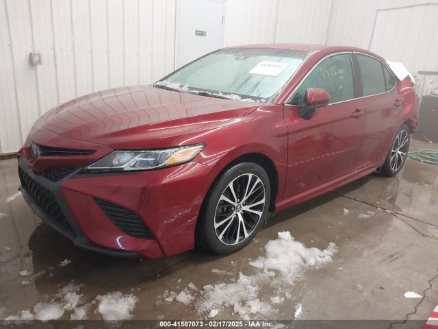 4T1B11HK3JU585390 Toyota CAMRY SE