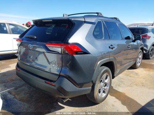 JTMRWRFV6ND165774 Toyota Rav4 Hybrid Xle
