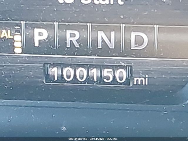 1C6RREJT4KN924070 RAM 1500 Laramie  4x2 5'7 Box