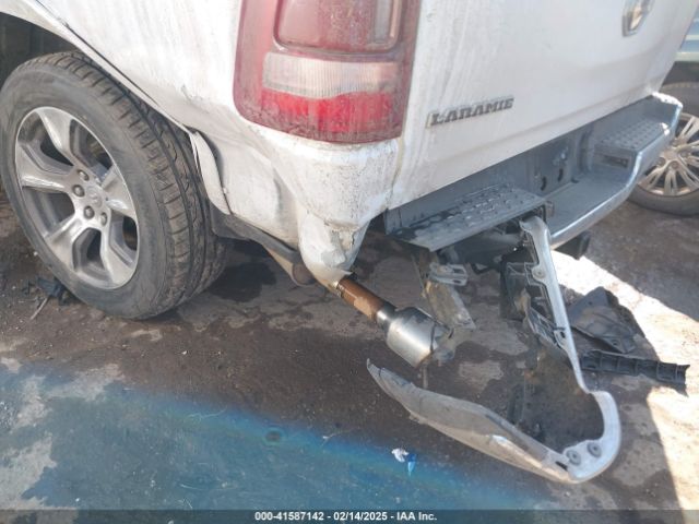 1C6RREJT4KN924070 RAM 1500 Laramie  4x2 5'7 Box
