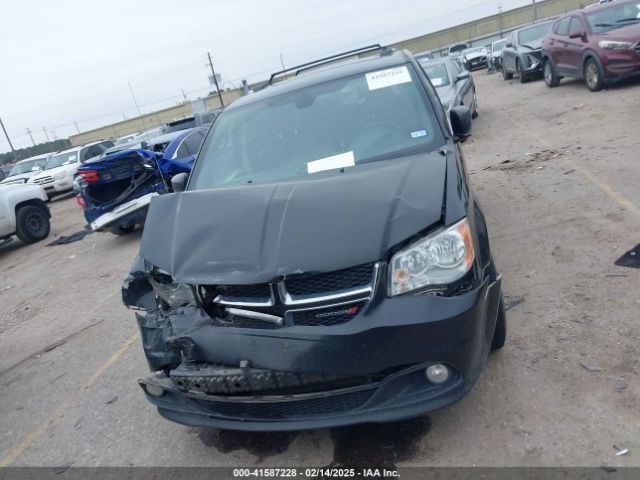 2C4RDGCG0KR744526 Dodge Grand Caravan Sxt
