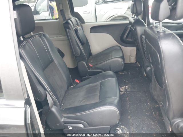 2C4RDGCG0KR744526 Dodge Grand Caravan Sxt