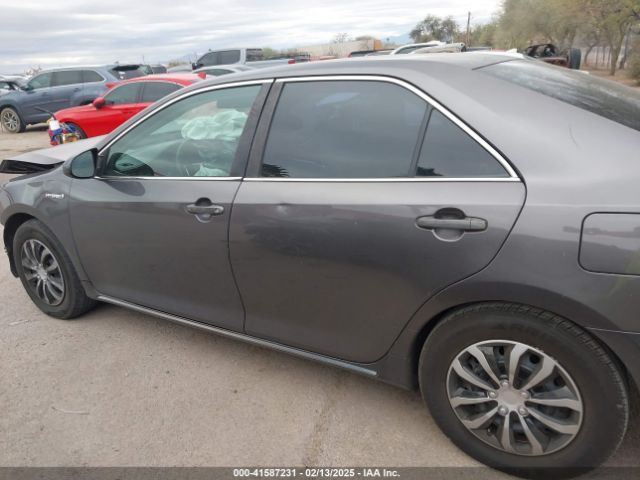 4T1BD1FK4EU113649 Toyota Camry Hybrid Le