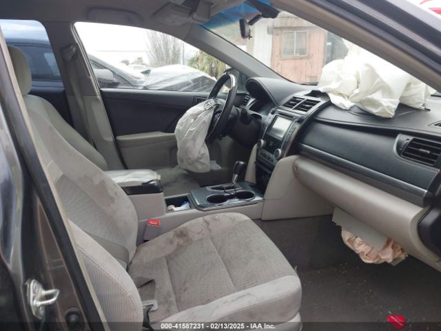 4T1BD1FK4EU113649 Toyota Camry Hybrid Le