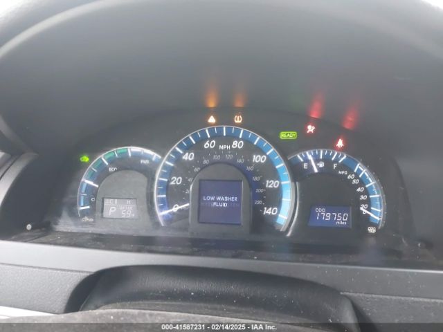 4T1BD1FK4EU113649 Toyota Camry Hybrid Le