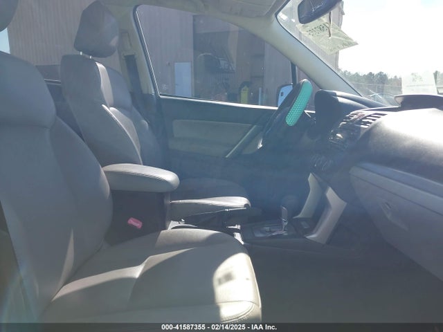 Subaru Forester 2.5i Limited 2014 JF2SJAHC5EH549729 Image 5