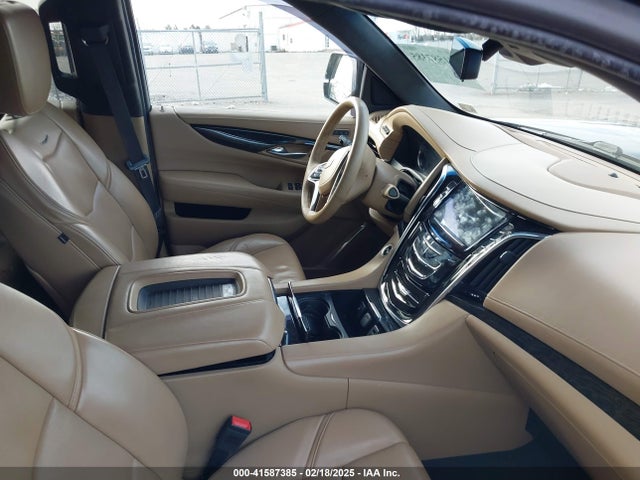 2018 CADILLAC ESCALADE ESV 1GYS4KKJ9JR177412 Photo 4