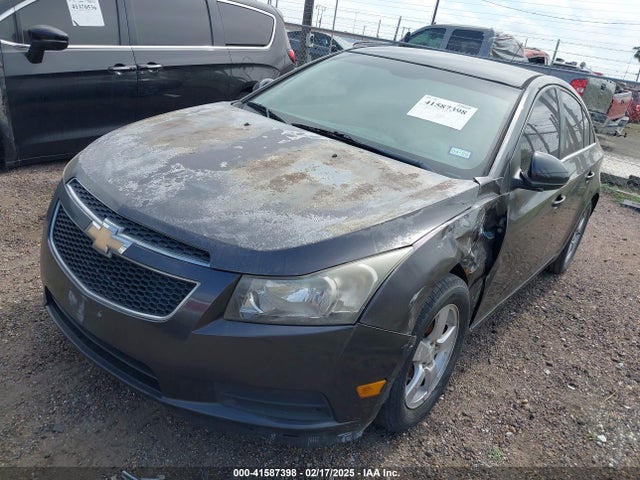 Chevrolet Cruze 1lt Auto 2015 1G1PC5SB8F7206399 Image 2