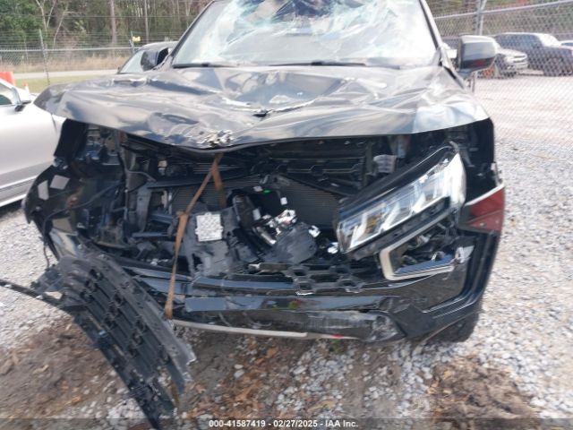 1GNSKPKD8MR122190 Chevrolet Tahoe 4wd Z71