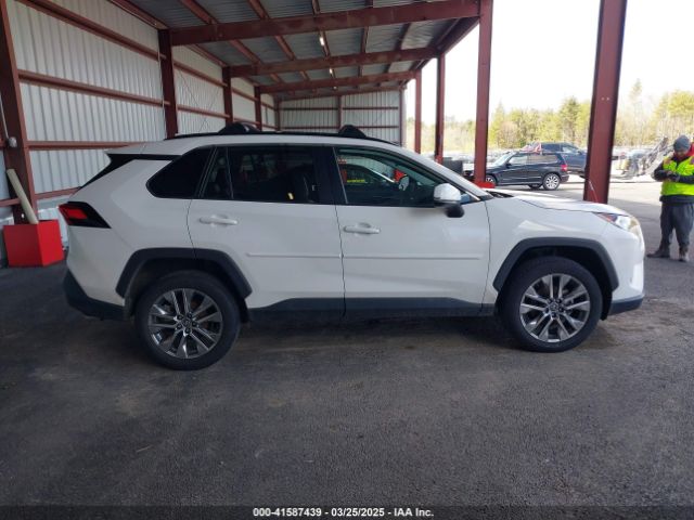 2T3A1RFV4LW099804 Toyota Rav4 Xle Premium