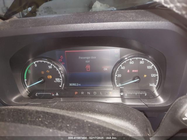 3FTTW8E34PRA54263 Ford Maverick Lariat