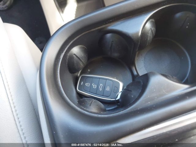 2019 CHRYSLER PACIFICA 2C4RC1BG8KR523872 Photo 10