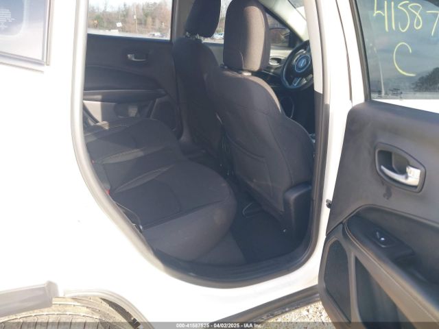 3C4NJDAB3MT555219 Jeep Compass Sport 4x4