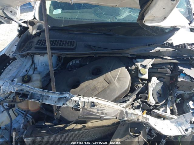 2015 FORD ESCAPE 1FMCU9J91FUB92593 Photo 9