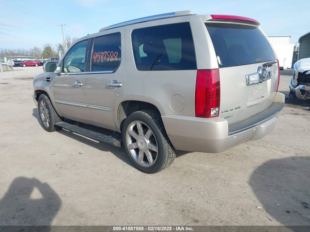 2007 CADILLAC ESCALADE 1GYFK63897R297729 Photo 2
