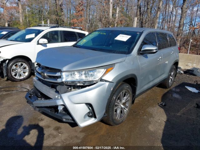 5TDBZRFH9KS992655 Toyota Highlander Le