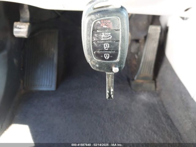 KM8J33A40JU710939 Hyundai TUCSON SEL