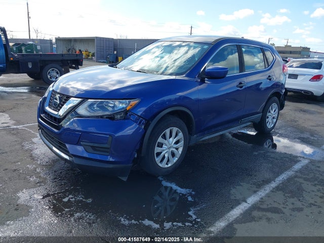Nissan ROGUE S 2018 KNMAT2MT2JP567945 Image 2