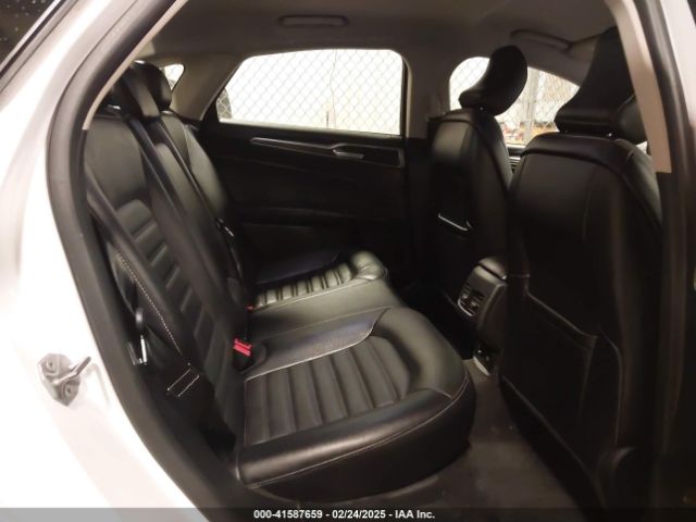 3FA6P0PU9JR264257 Ford Fusion Energi Se Luxury