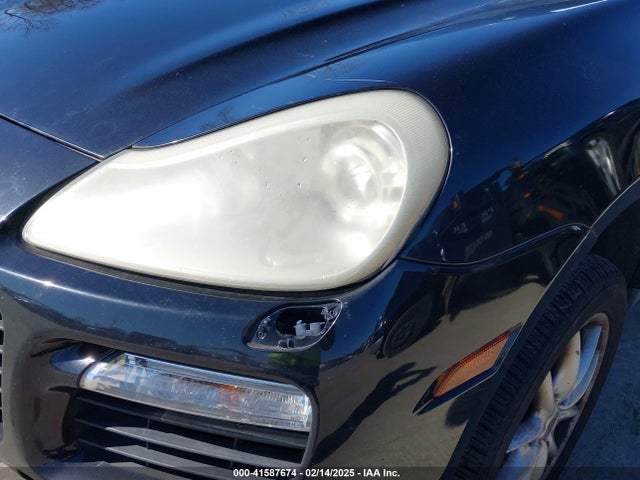 41587674 :رقم المزاد ، WP1AC29P08LA95918 vin ، 2008 Porsche Cayenne Turbo مزاد بيع