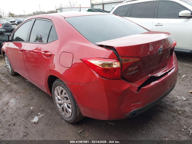 5YFBURHE5JP738126 Toyota COROLLA LE