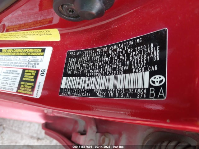 5YFBURHE5JP738126 Toyota COROLLA LE
