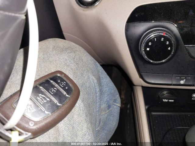 KM8J3CA26HU584580 Hyundai Tucson Sport