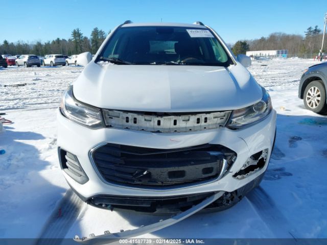 KL7CJLSB4JB640497 Chevrolet Trax Lt