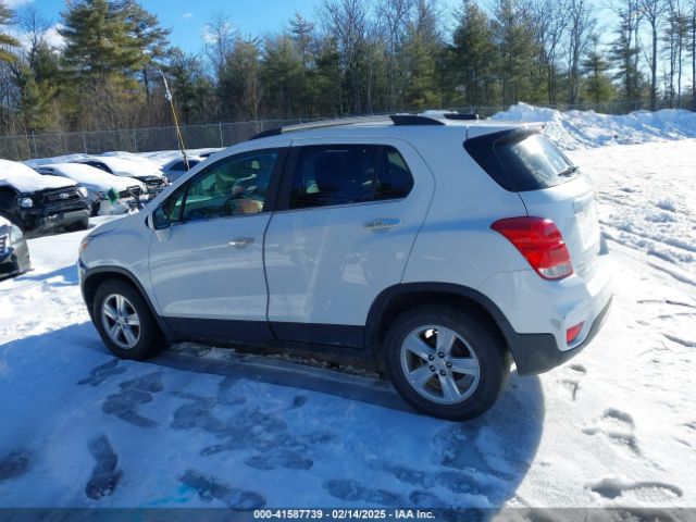 KL7CJLSB4JB640497 Chevrolet Trax Lt
