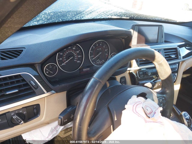 WBA8B9G57HNU49951 BMW 330I