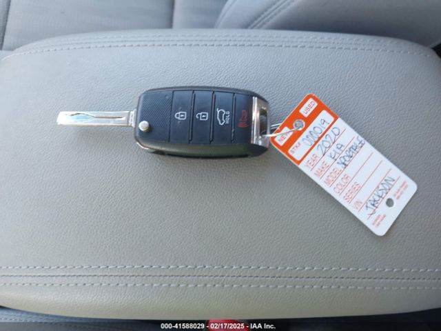 KNDPM3AC3L7826852 KIA Sportage Lx