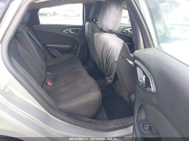 1C3CCCAB9FN746842 Chrysler 200 Limited